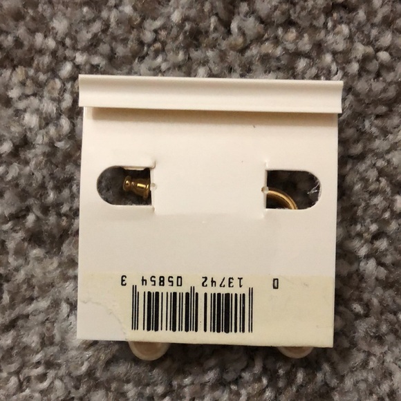 Vintage NWT Richelieu 14K Gold Earrings Pearl Drop - Picture 3 of 5